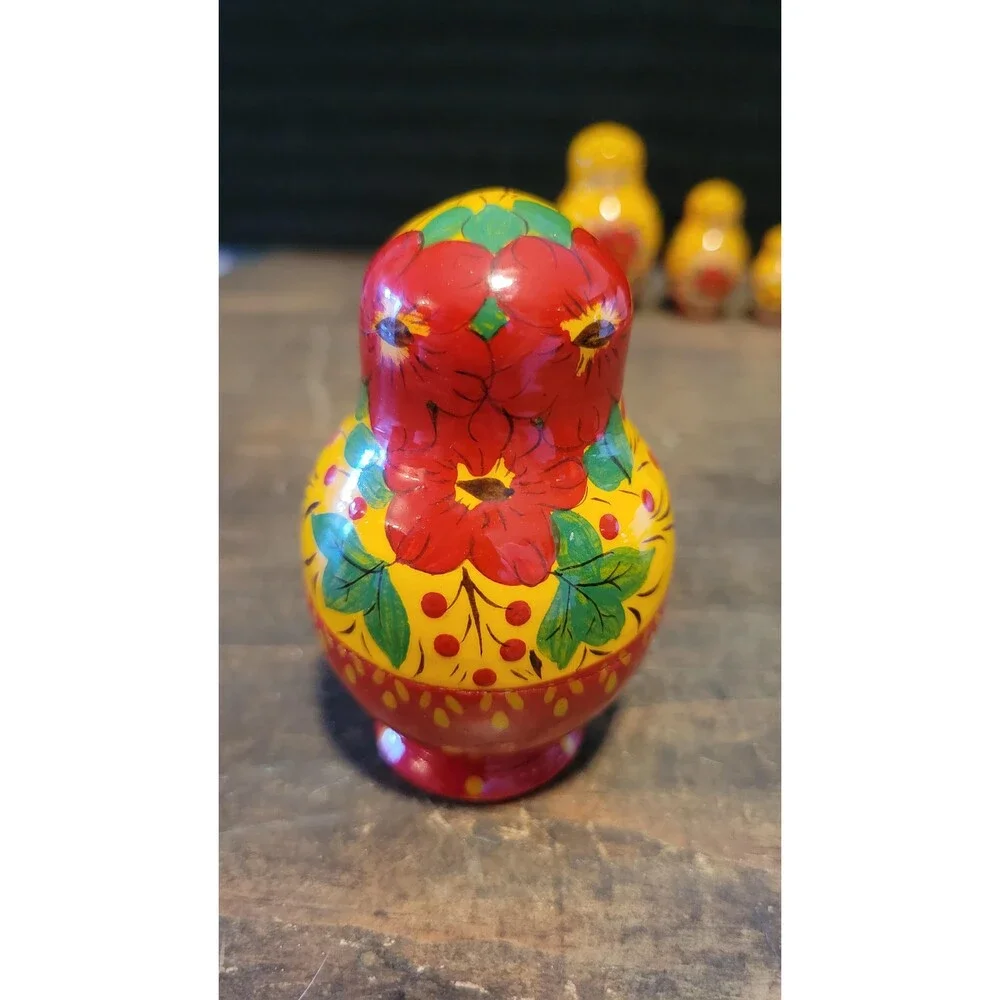 Russian Nesting Dolls - Hand-Painted Semyonov Matryoshka - 5 Piece Set - Signed